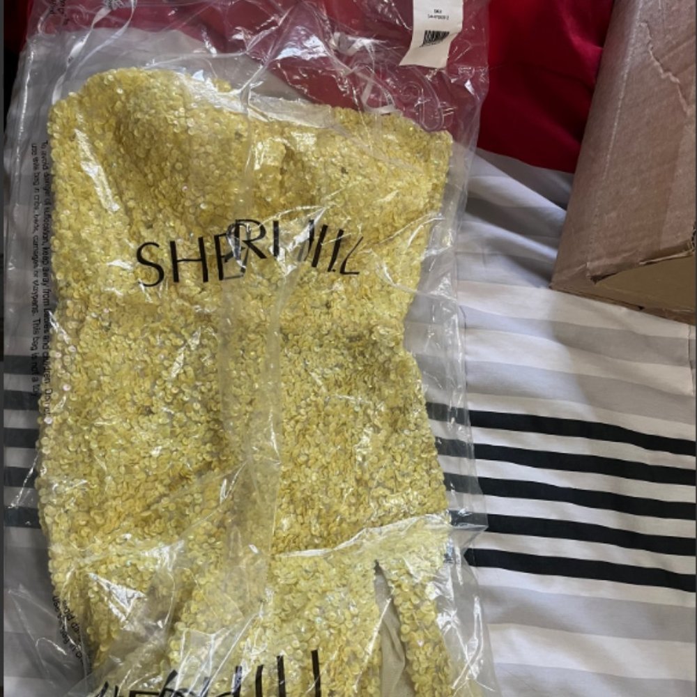 NWT Sherri Hill 54447 Allover Sequin Prom Dress Yellow Size 12 - Picture 6 of 7